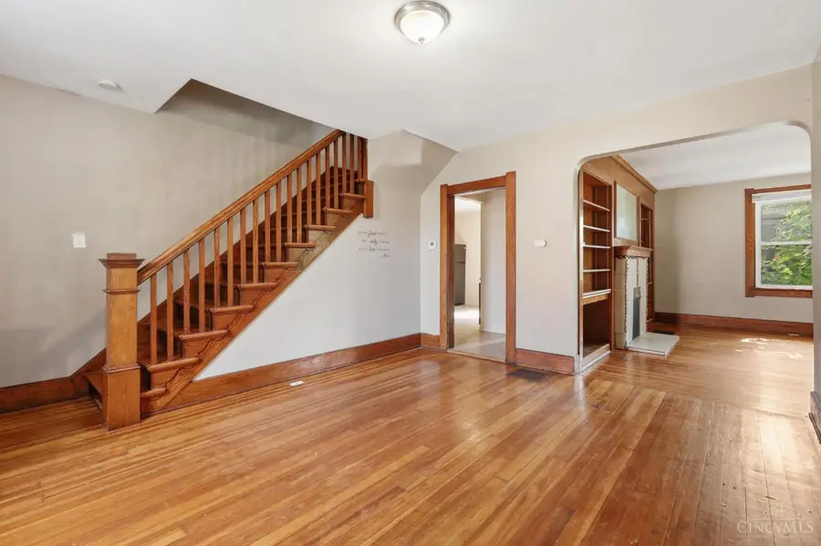 1530 Kinney Avenue, Mount Healthy, OH 45231 - #3