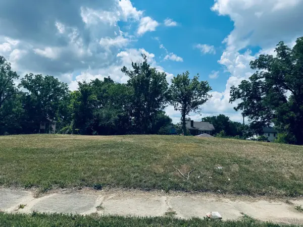 818 Lexington Avenue, Dayton, OH 45402