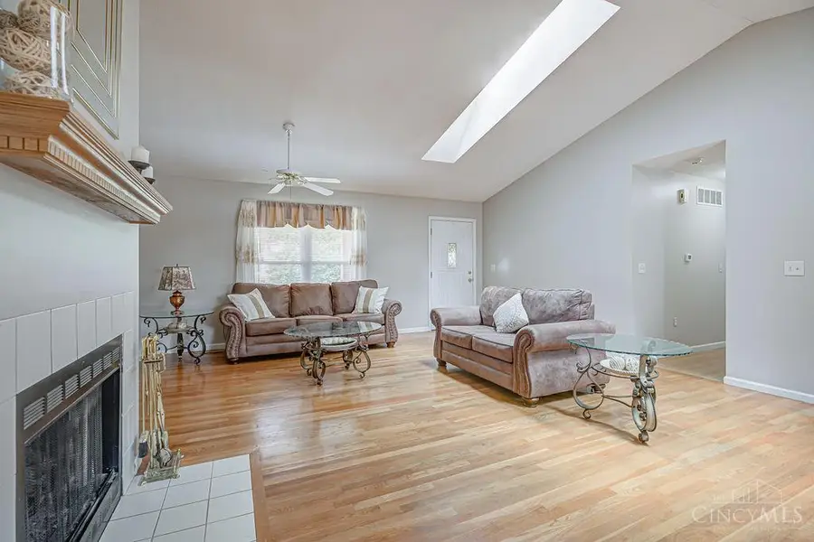 11574 Madison Avenue, Springdale, OH 45246 - #3
