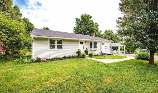 4704 Booth Road, Oxford Twp, OH 45056
