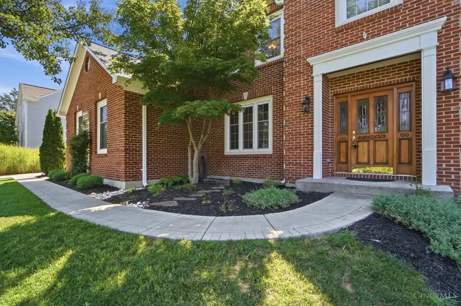 6641 Miami Trails Drive, Loveland, OH 45140 - #3