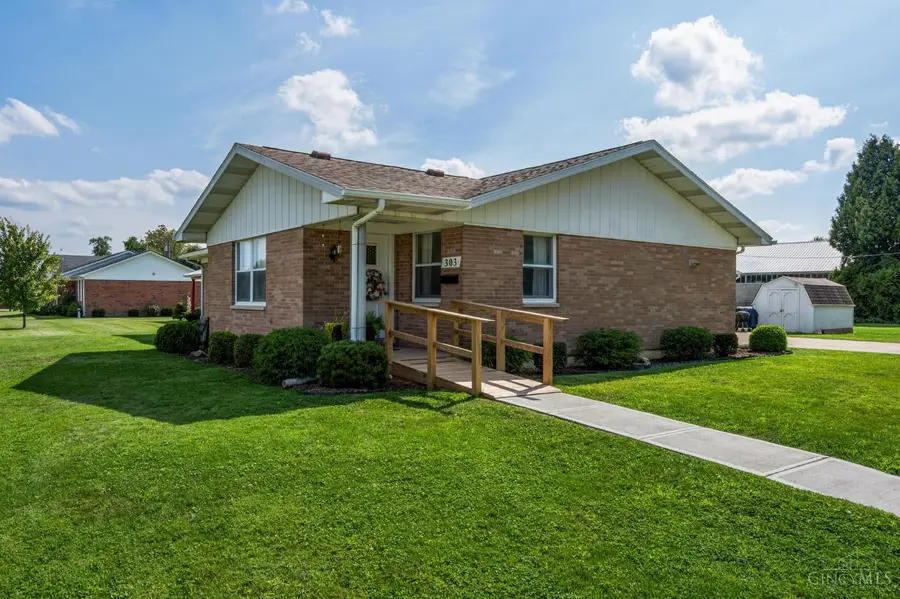 303 Nation Avenue, Eaton, OH 45320 - #2