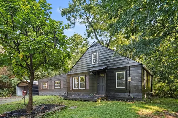 1794 Hill Station Road, Goshen Twp, OH 45122