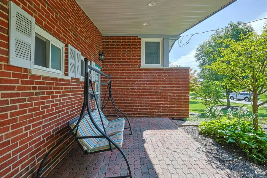 337 Glen Oaks Drive, Delhi Hills, OH 45238 - #3