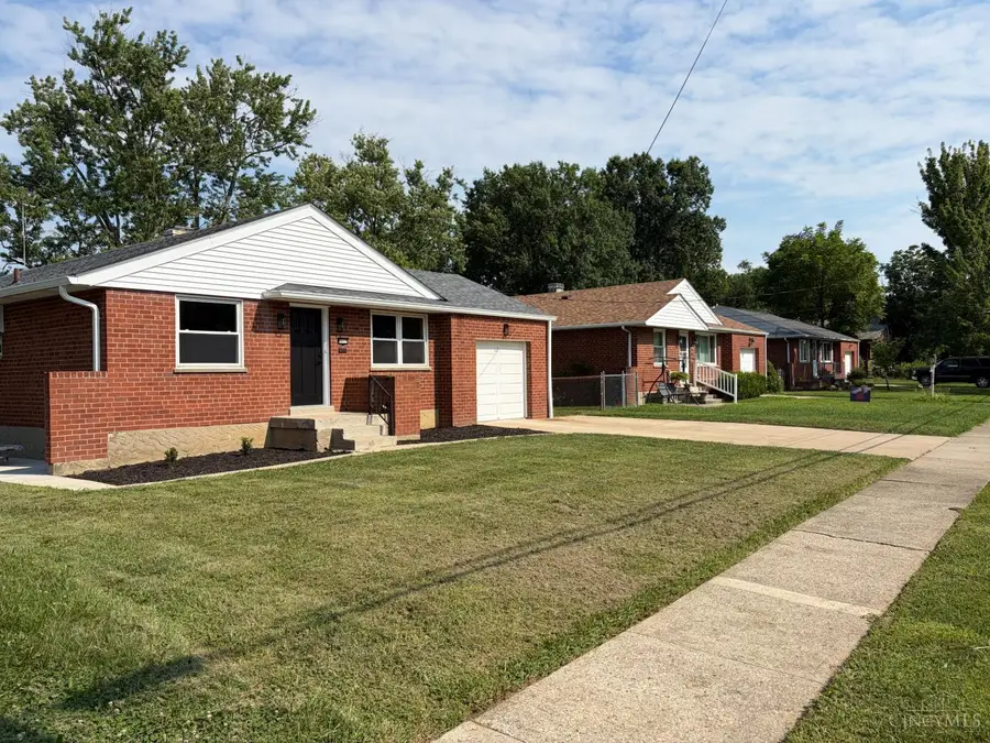 8613 Brent Drive, Finneytown, OH 45231 - #2