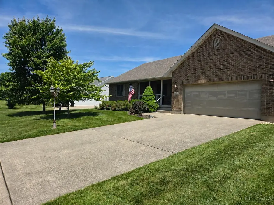 918 Willow Bend Dr, Wilmington, OH 45177 - #3