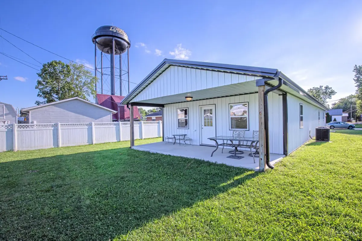 240 N Sycamore Street, Lynchburg, OH 45142 - #1