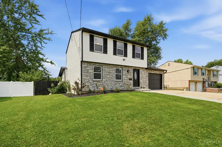 11349 Lincolnshire Drive, Forest Park, OH 45240 - #3