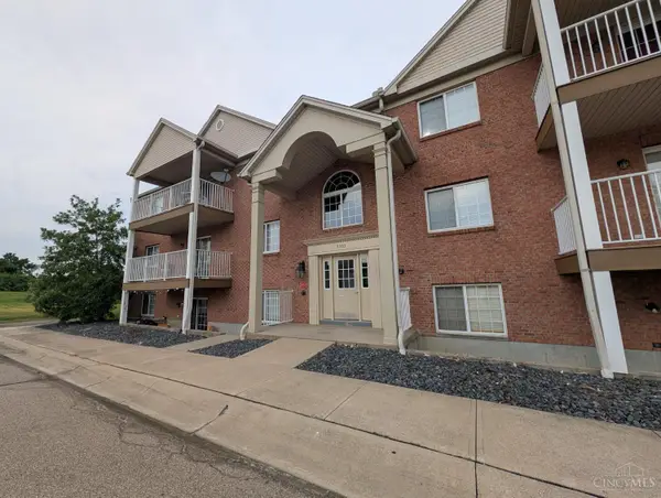 3383 Emerald Lakes Drive #2D, Green Twp, OH 45211
