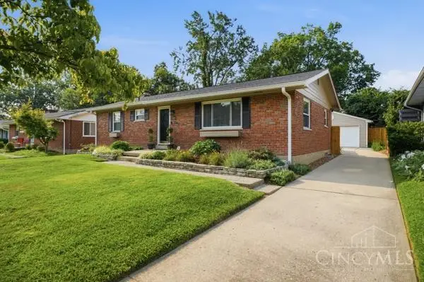 7903 Buckeye Crescent, Madeira, OH 45243