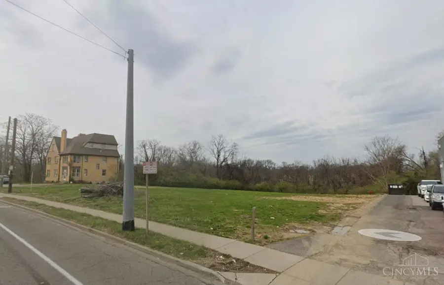 2570 Harrison Avenue, Cincinnati, OH 45211 - #3