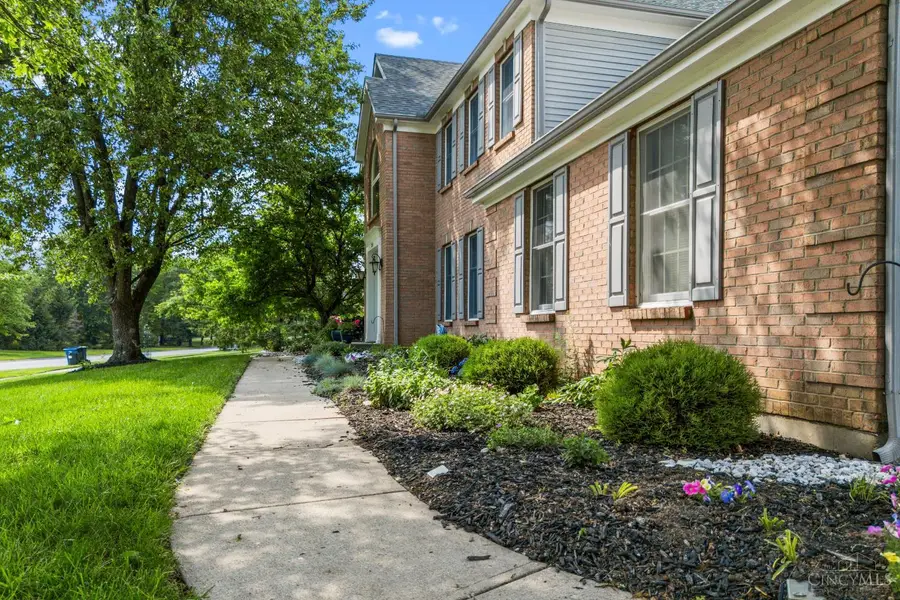 1210 Ascot Drive, Warren, OH 45039 - #2