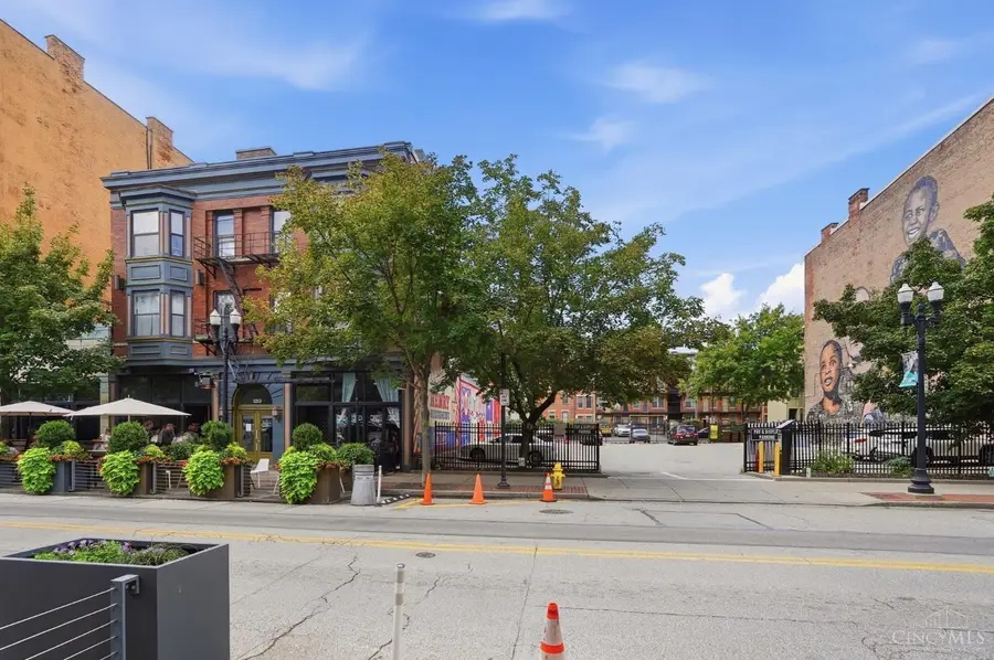 1213 Vine Street #H, Cincinnati, OH 45202 - #3