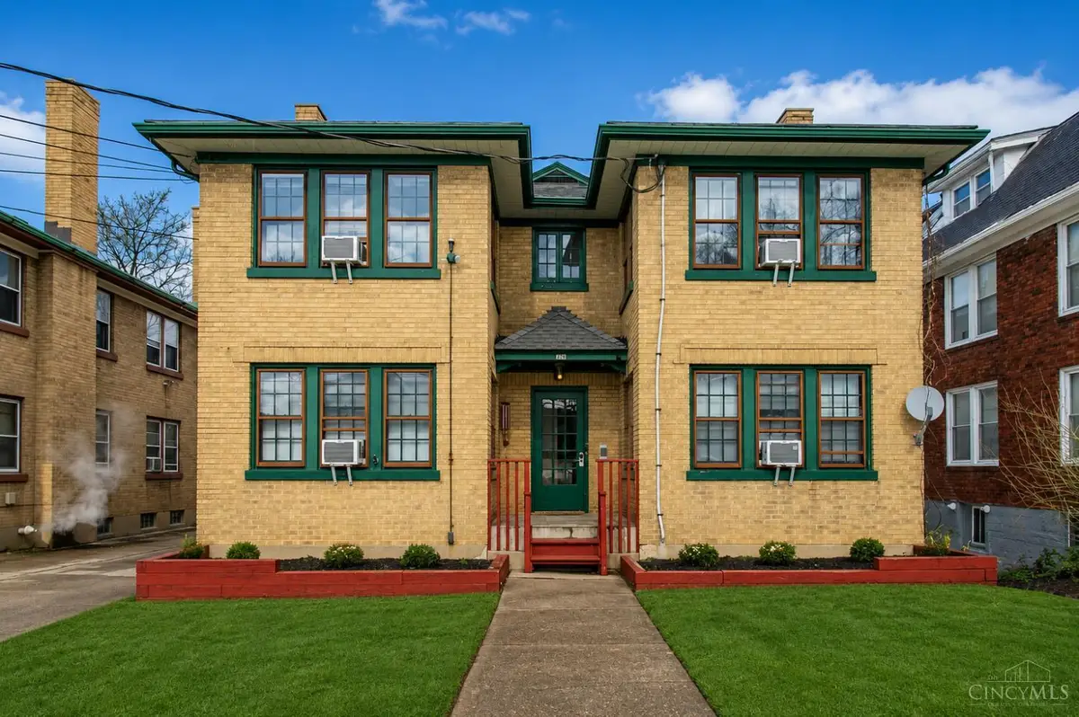 126 Louis Avenue, Cincinnati, OH 45220 - #1