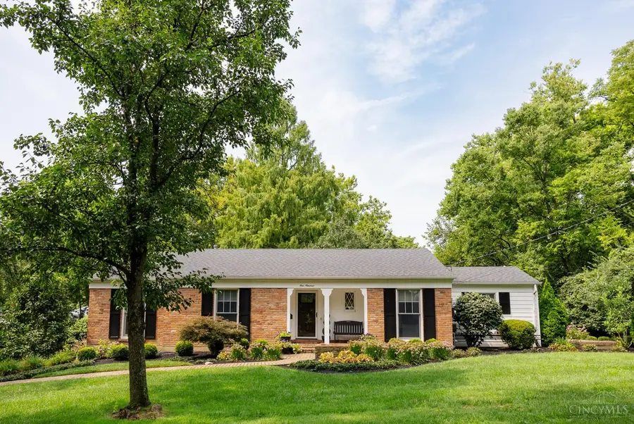 100 Fieldstone Drive, Terrace Park, OH 45174 - #2