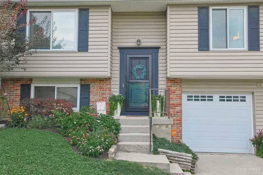 2838 Kimberly Drive, Maineville, OH 45039 - #3