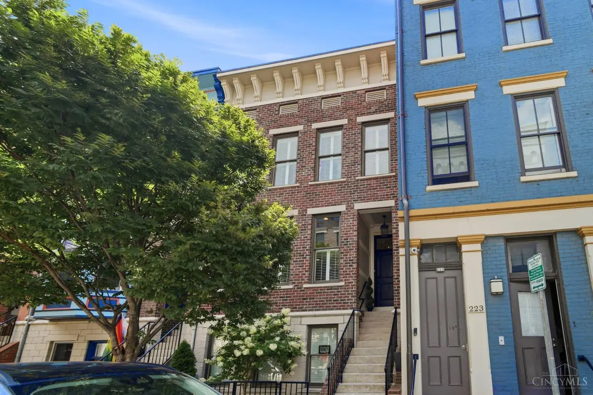 221 W Fifteenth Street, Cincinnati, OH 45202 - #1