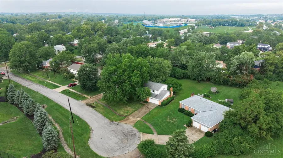 11180 Lincolnshire Drive, Cincinnati, OH 45240 - #3