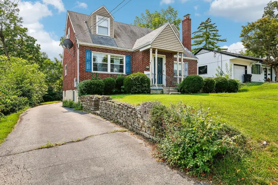 3419 Ferncroft Drive, Cincinnati, OH 45211 - #2