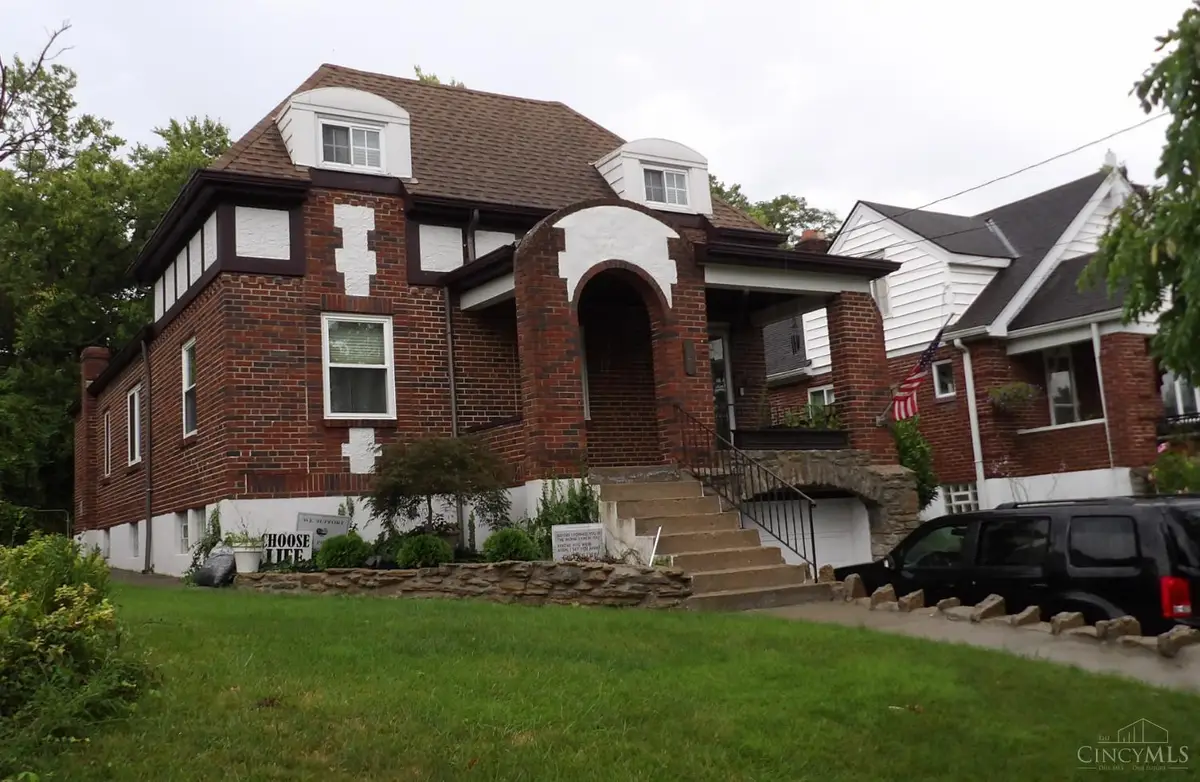 720 Clanora Drive, Cincinnati, OH 45205 - #1