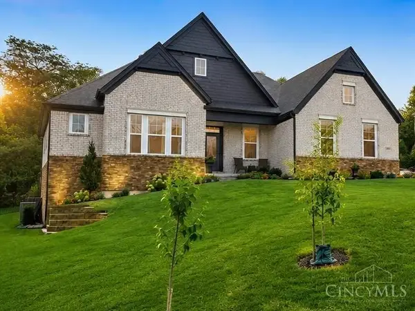 8858 Old Farm Drive, West Chester, OH 45069