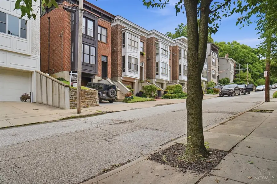 333 Boal Street, Cincinnati, OH 45202 - #2