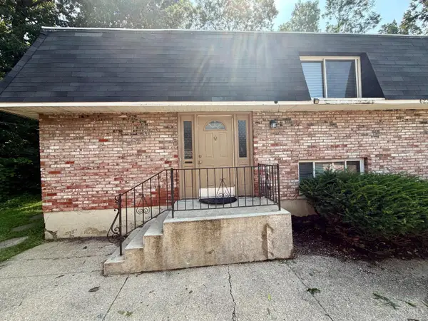 6230 Ridgeacres Drive #J1, Golf Manor, OH 45237