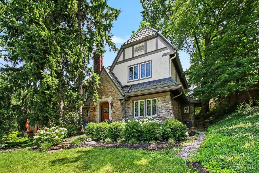 119 Glenmary Avenue, Cincinnati, OH 45220 - #2