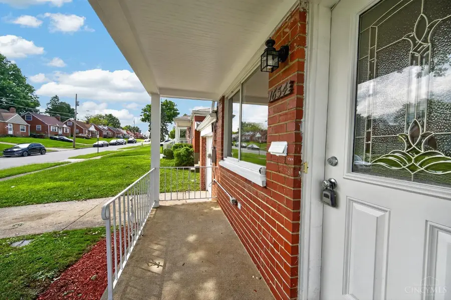 1634 Centerridge Avenue, North College Hill, OH 45231 - #2