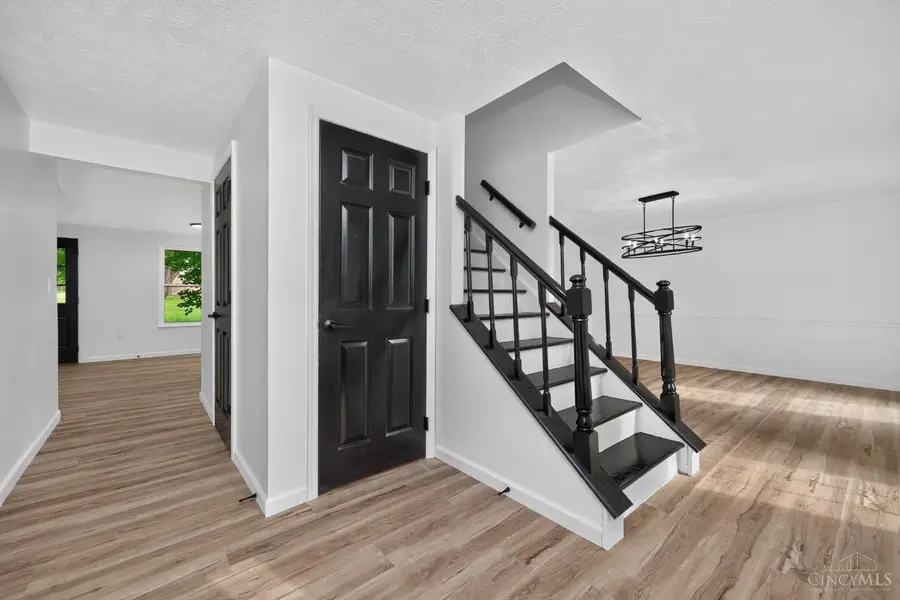 12022 Kenn Road, Springdale, OH 45240 - #3