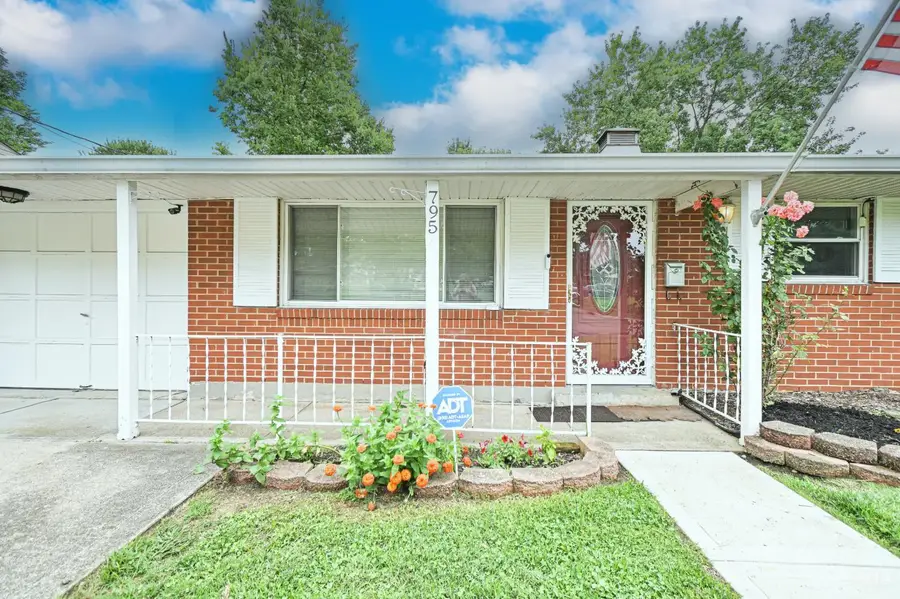795 Castro Lane, Cincinnati, OH 45246 - #2