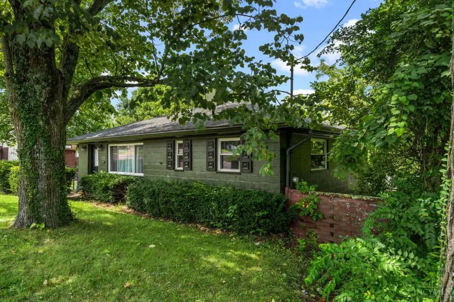 2562 Montana Avenue, Cincinnati, OH 45211 - #2