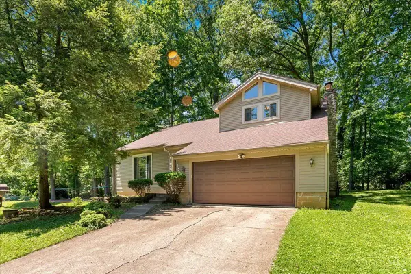 1674 Foxwood Trail, Miami Twp, OH 45140