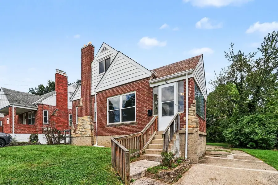 1526 Clovernoll Drive, North College Hill, OH 45231 - #2