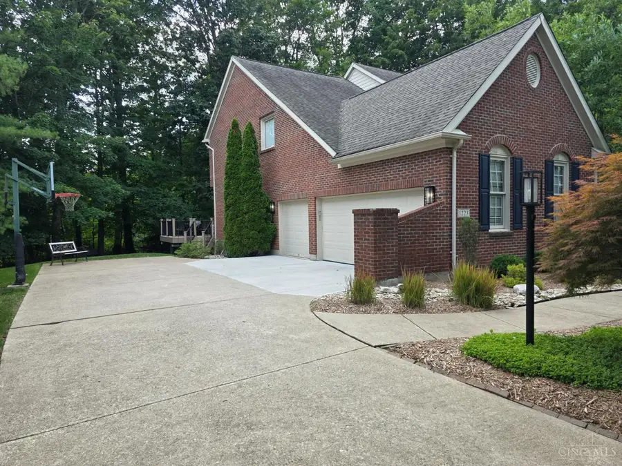 1223 Ridgewood Drive, Loveland, OH 45140 - #2