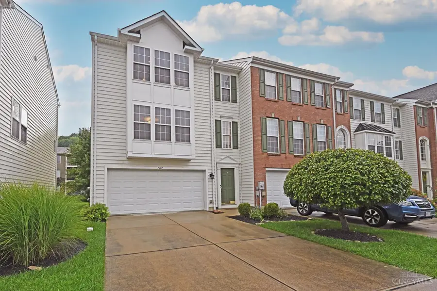 7207 Ivy Way, Newtown, OH 45244 - #2
