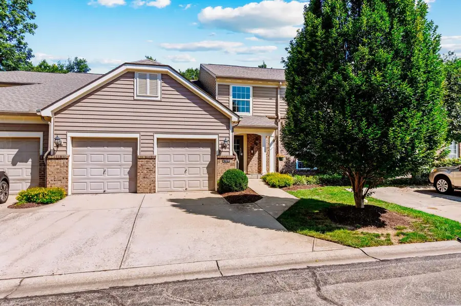 6209 Watchcreek Way #302, Mulberry, OH 45150 - #2