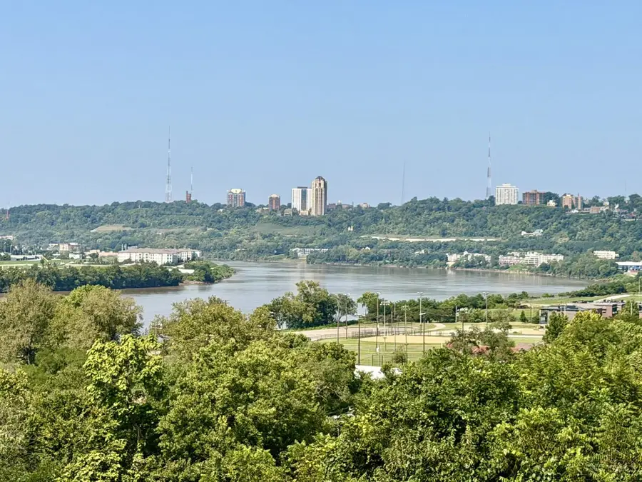 3304 Columbia Parkway #3, Cincinnati, OH 45226 - #3