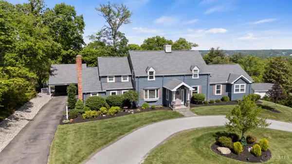 338 Compton Hills Drive, Wyoming, OH 45215