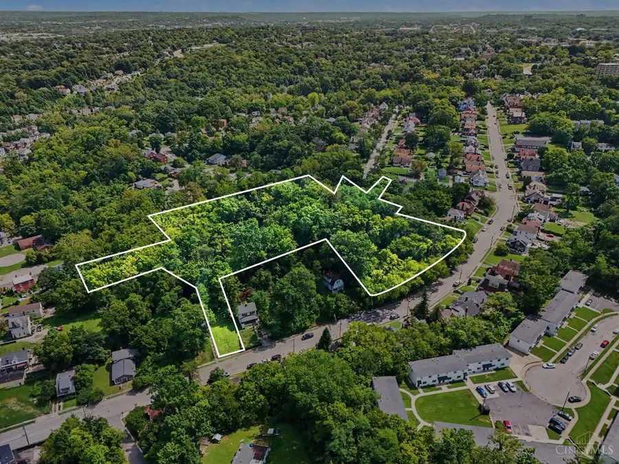 3613 Norwich Avenue, Cincinnati, OH 45220 - #2