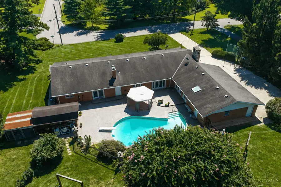 3105 N Whitetree Circle, Amberley, OH 45236 - #2