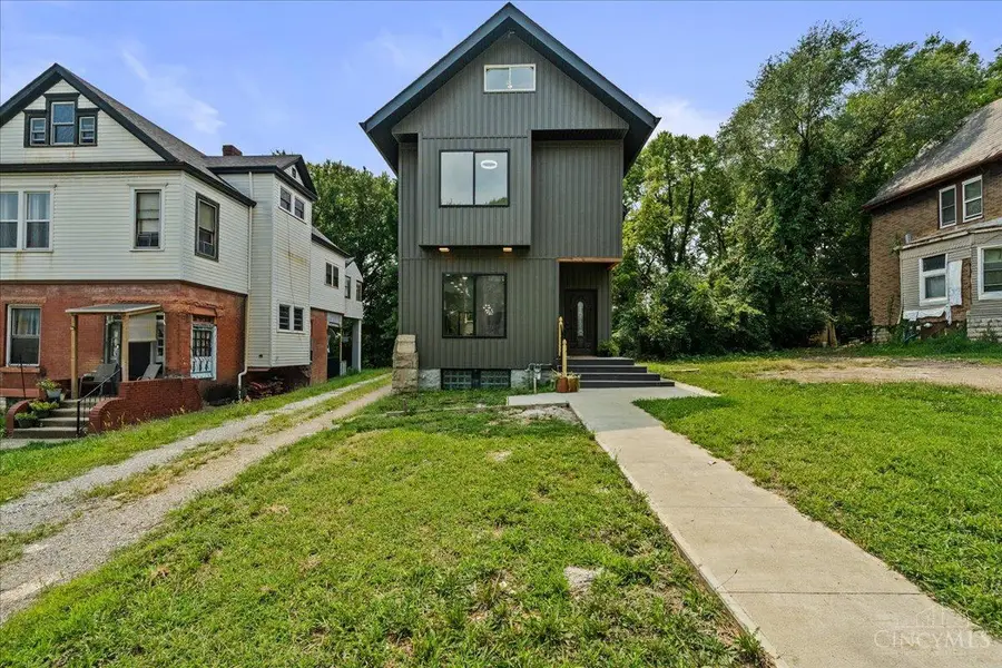 837 Rockdale Avenue, Cincinnati, OH 45229 - #2