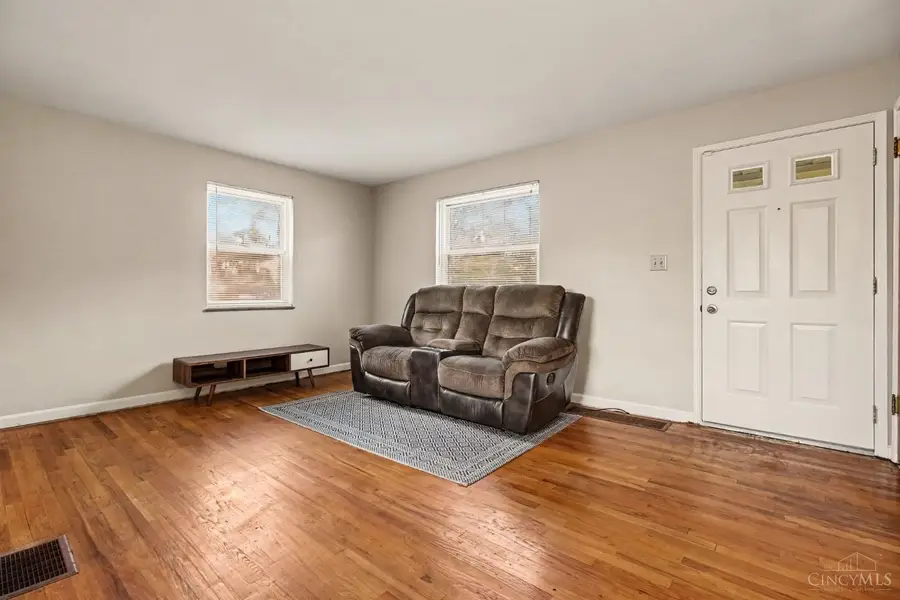 8893 Monsanto Drive, Cincinnati, OH 45231 - #2