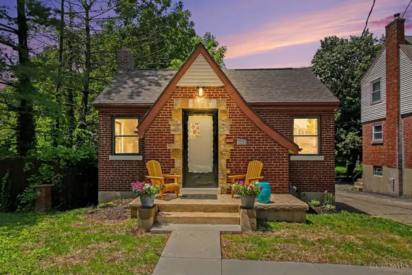 3205 Stanhope Avenue, Cincinnati, OH 45211