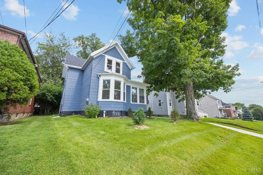 6832 Kenton Avenue, Silverton, OH 45236 - #2