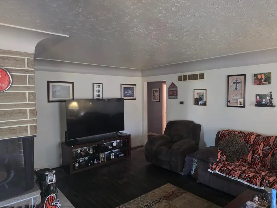 6230 Charity Drive, Green, OH 45248 - #2