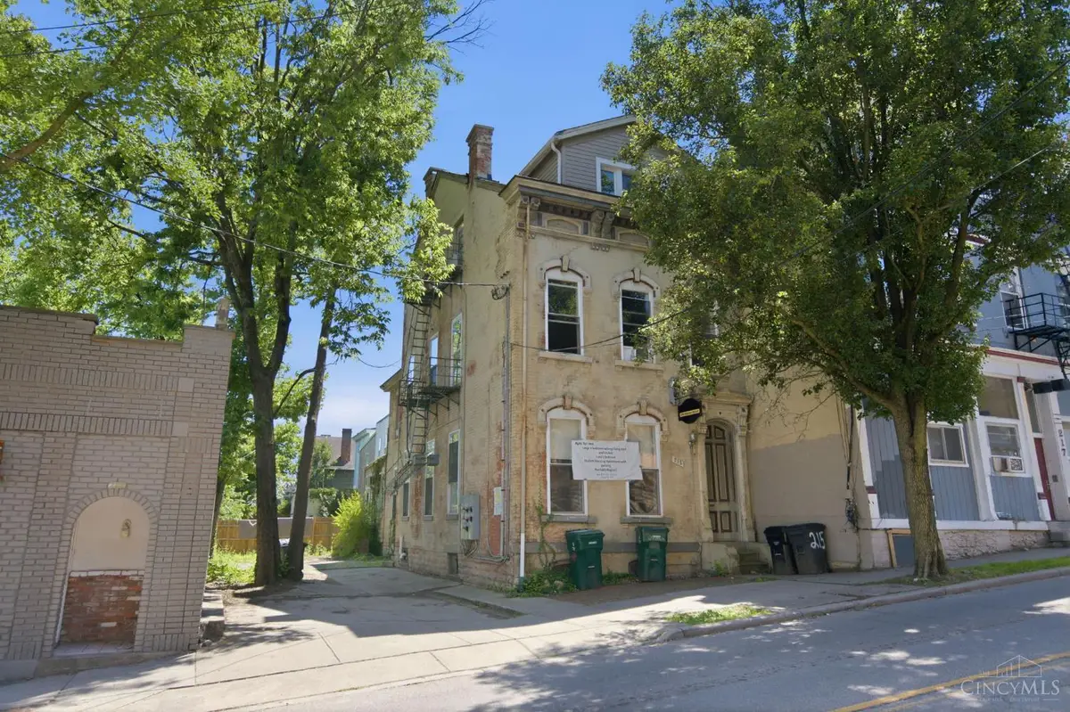 215 Warner Street, Cincinnati, OH 45219 - #1