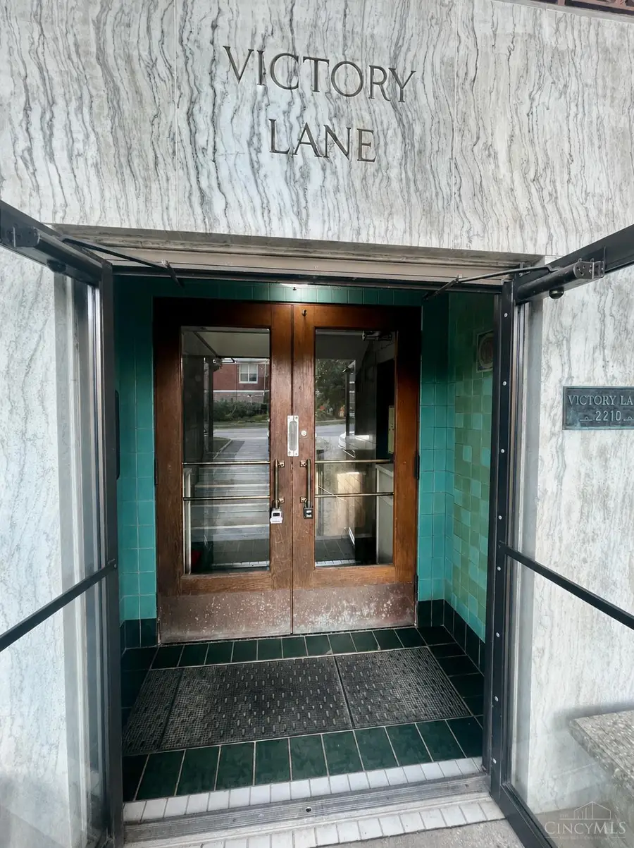 2210 Victory Parkway #2A, Cincinnati, OH 45206 - #2