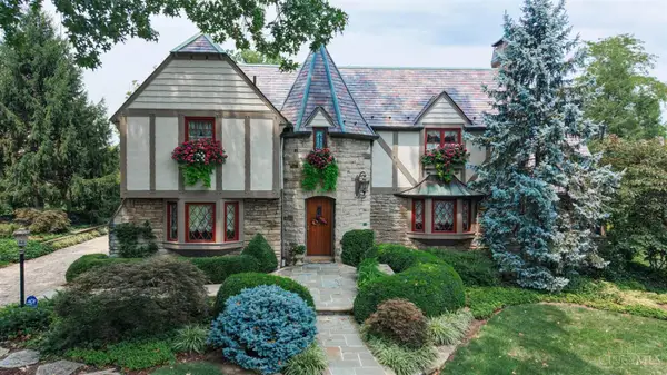 402 W Cliff Lane, Cincinnati, OH 45220