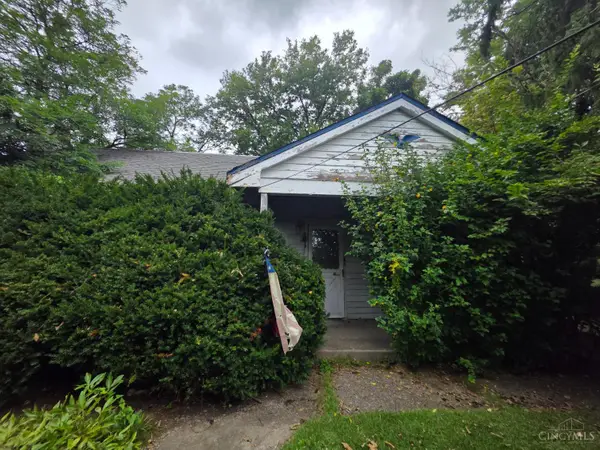 2460 Montana Avenue, Cincinnati, OH 45211